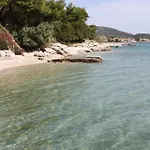 別荘 Lefkada Summer House Near The *
